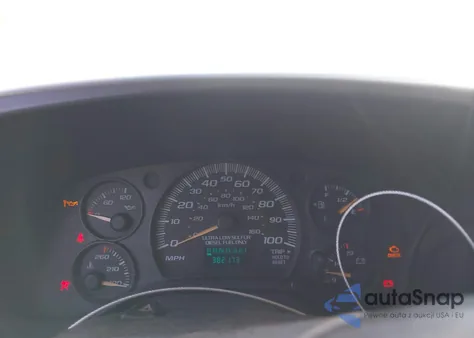 2007 Chevrolet Express Work Van z USA, uszkodzony, nr VIN 1GCGG256571252527